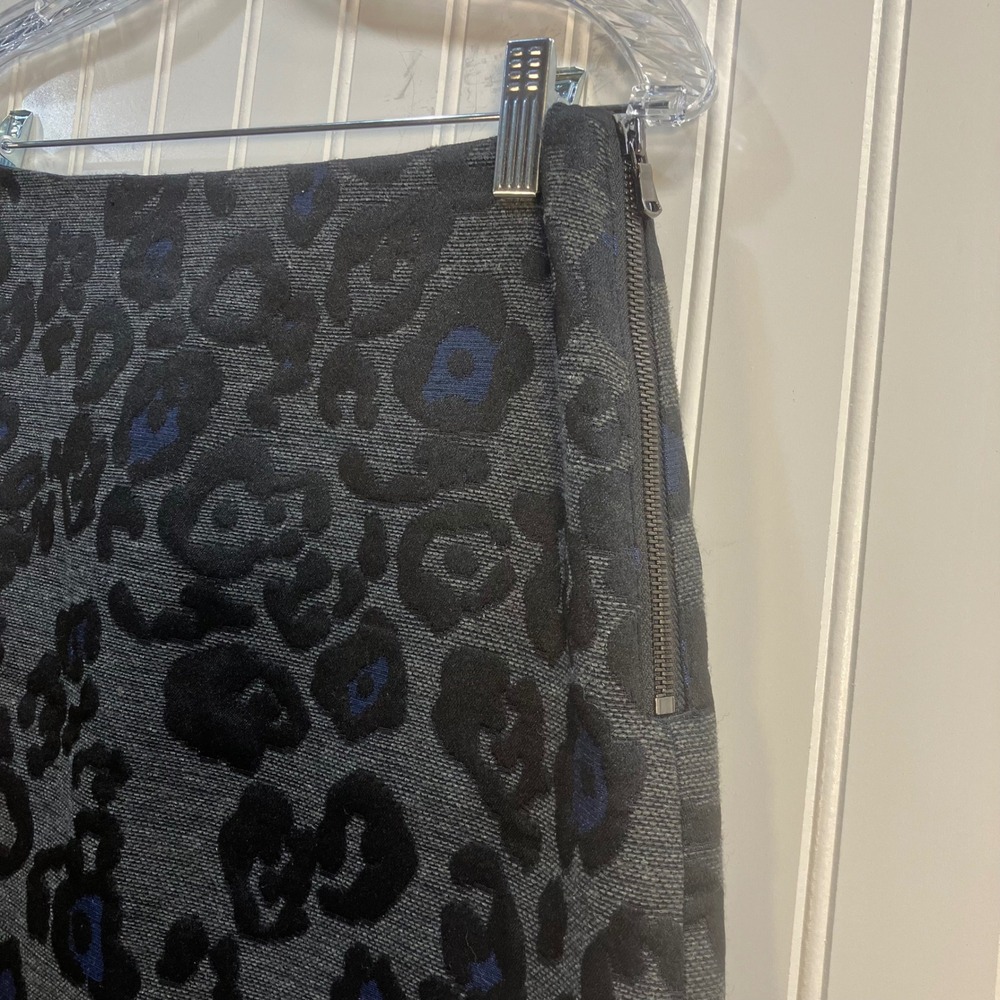 Ann Taylor Petite Grey Blue Leopard Jacquard Silk Wool Blend Mini Skirt 4P Chic‎ - Picture 4 of 10